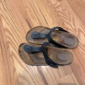 Size 39 Birkenstock’s -black